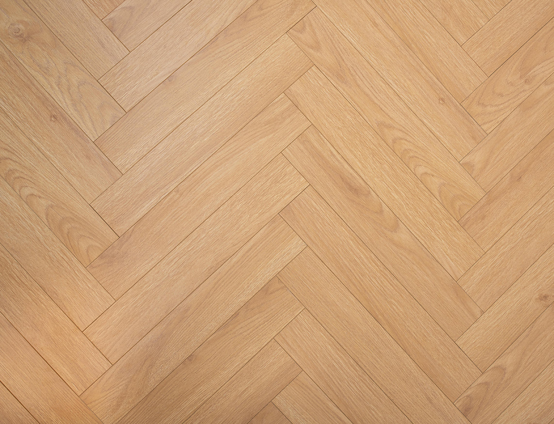 Oakleigh 8mm Herringbone Buttermere Laminate
