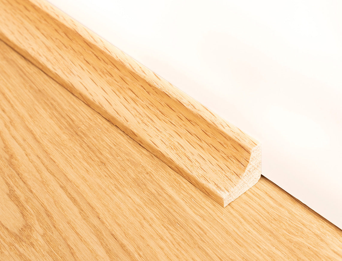 Lacquered Oak Beading