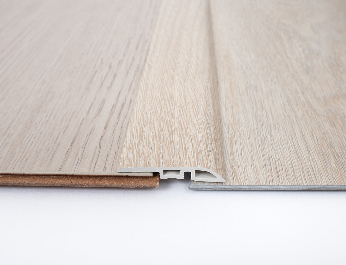 Pale Sandgrain Oak SPC Vinyl Ramp Profile